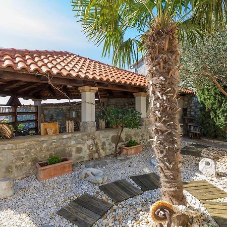 Apartments Adriatic Цриквеница Экстерьер фото